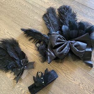 Black feather Halloween costume accessories